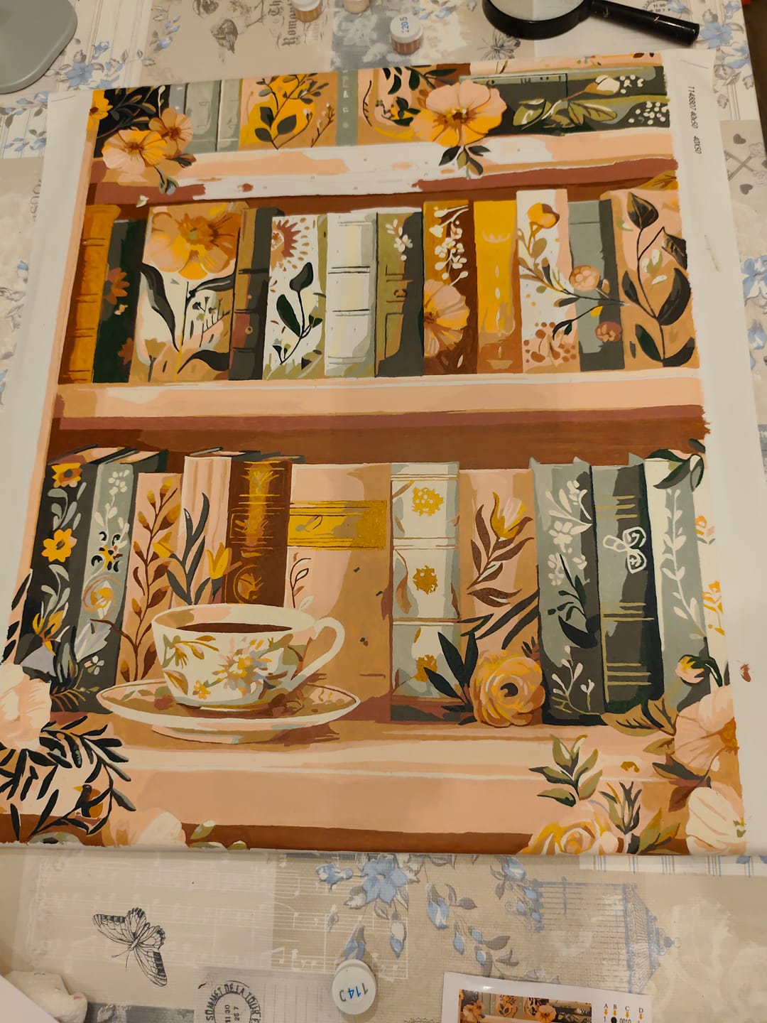 Customer photo review of Malen nach Zahlen - Blühende Bibliothek