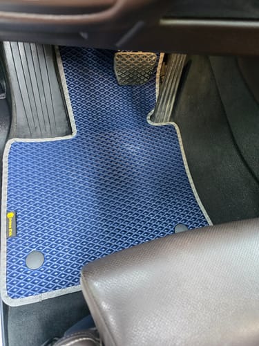 Customer photo review of Auto Fußmatten nach Maß - Komplettset