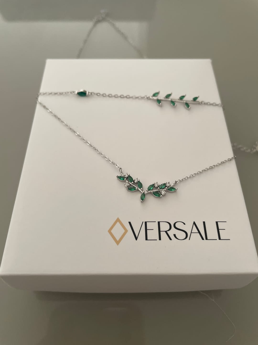 Customer photo review of Pulseira Folhas Verdes Prata 925