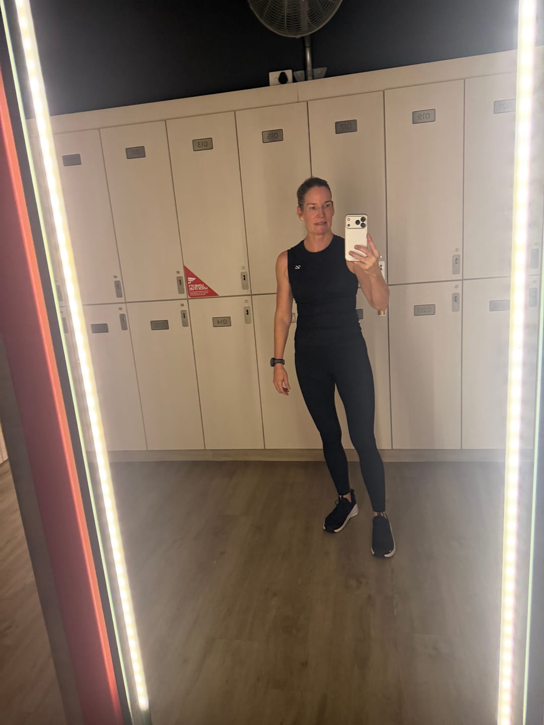 Customer photo review of Breathable Running Tank Top