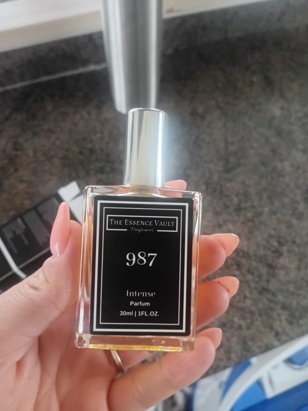 Customer photo review of Inspired by Born in Roma Woman - 987 - Intense