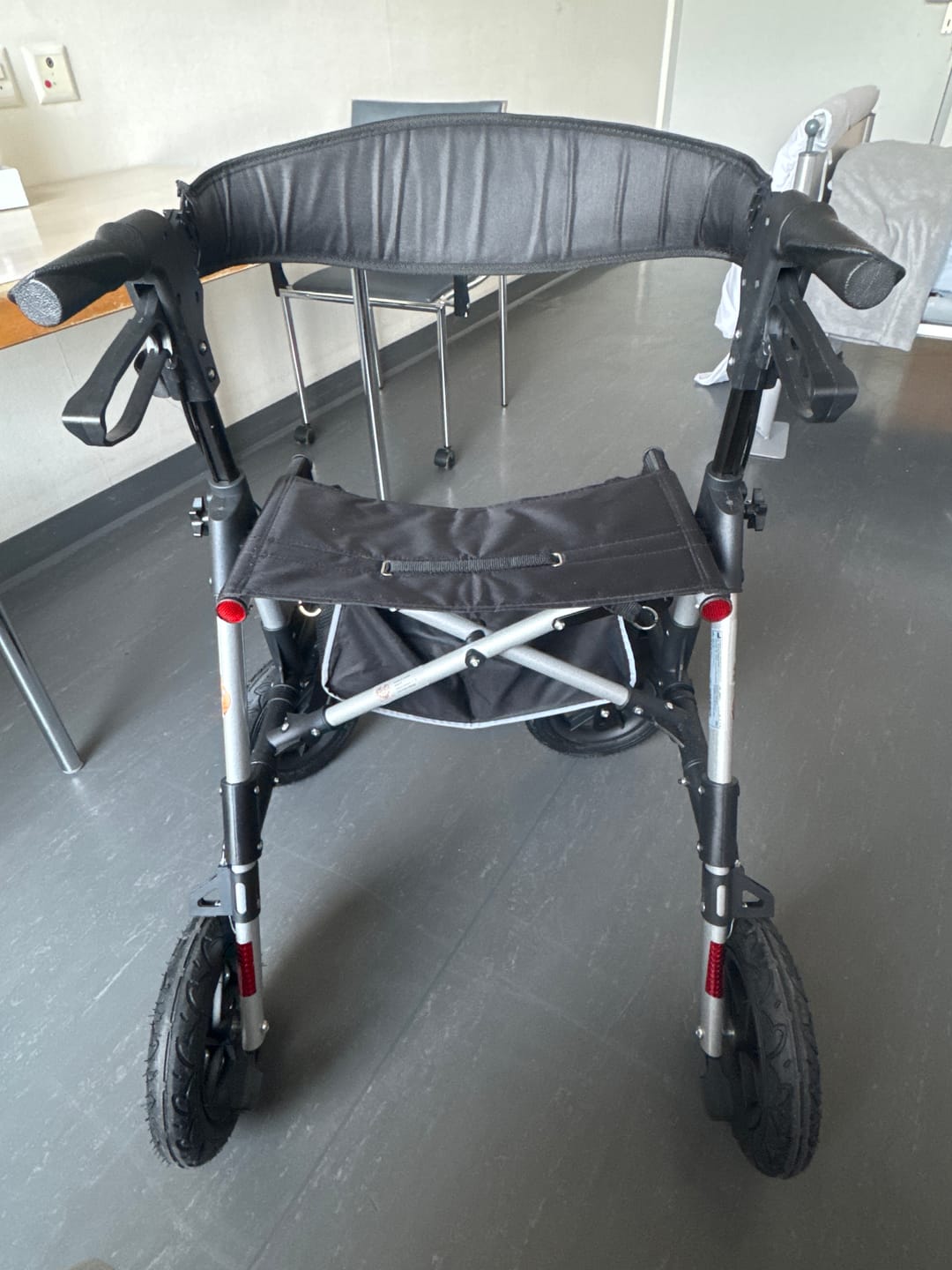 Customer photo review of Outdoor-Rollator Tabas (EXTRA LEICHT - 8,65 kg)