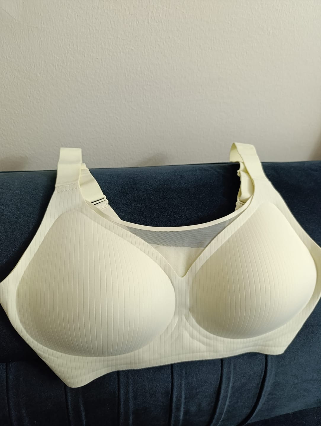 Customer photo review of Lazer Kesim Toparlayıcı Büyük Beden Sütyen