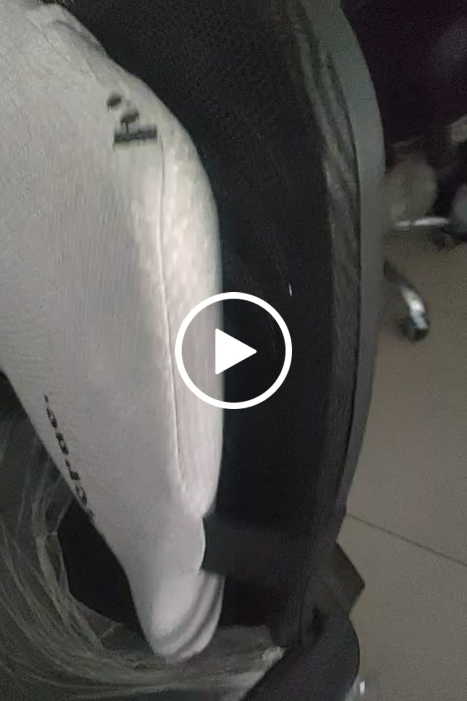 Customer video review of Ruf- Full back Support Pillow