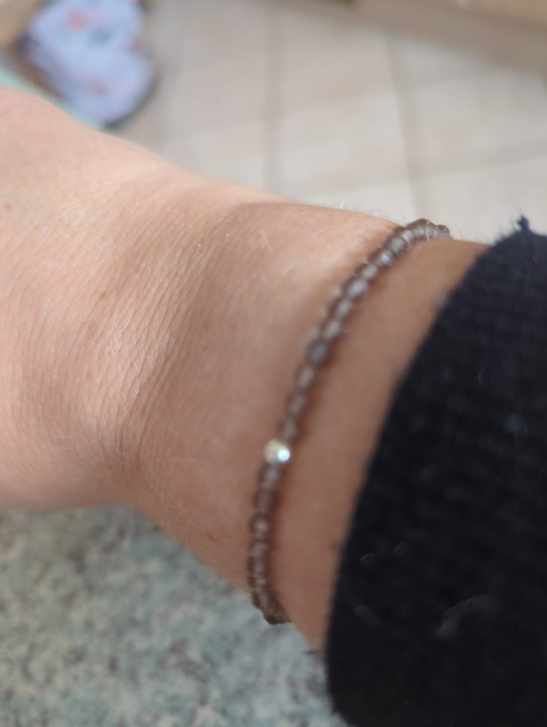 Customer photo review of Grounded Roots Rauchquarz Armband
