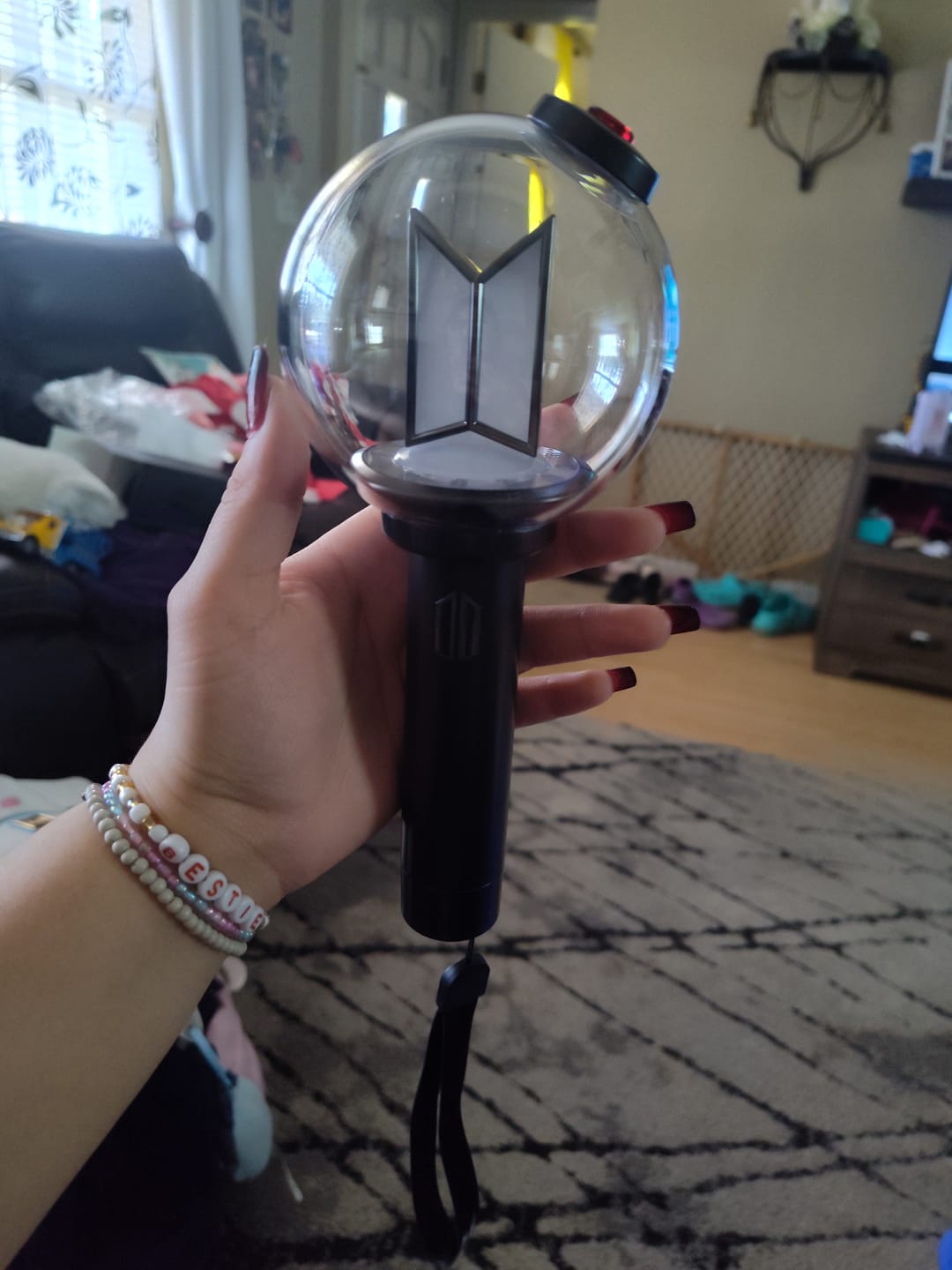 Customer photo review of [Same-Day Shipping] BTS OFFICIAL LIGHT STICK VER.4