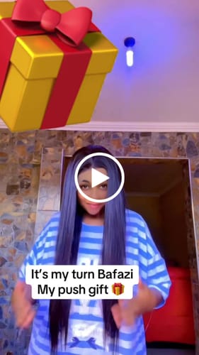 Customer video review of 13X4 Vietnamese SDD Bone Straight Ombre Grey Wigs