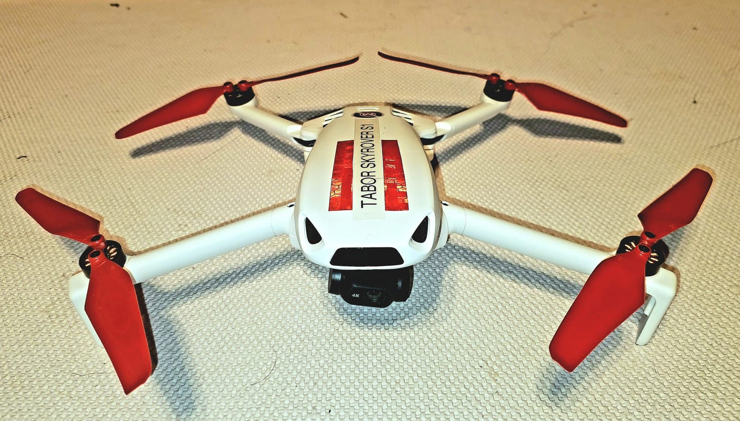 Customer photo review of DJI Mini 4 / 3 Pro SUPER STEALTH Upgrade Propellers - x4 Red