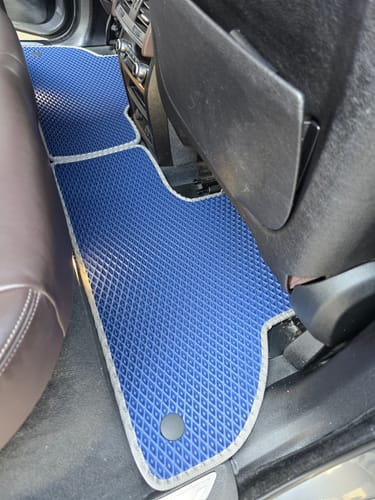 Customer photo review of Auto Fußmatten nach Maß - Komplettset