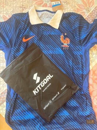 Customer photo review of Maillot CDM 25/26 France Domicile