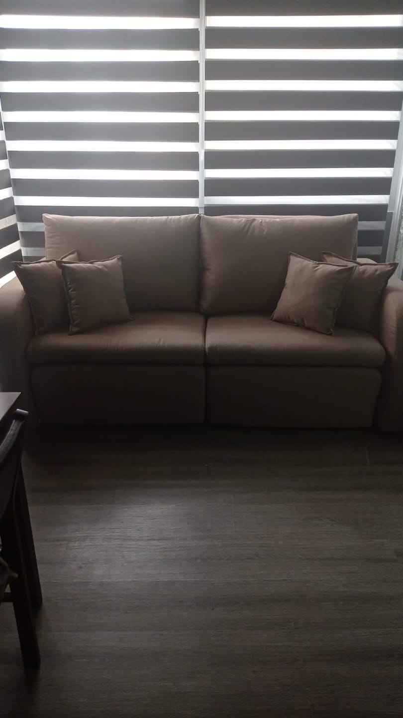 Customer photo review of Sofá cama Toscana