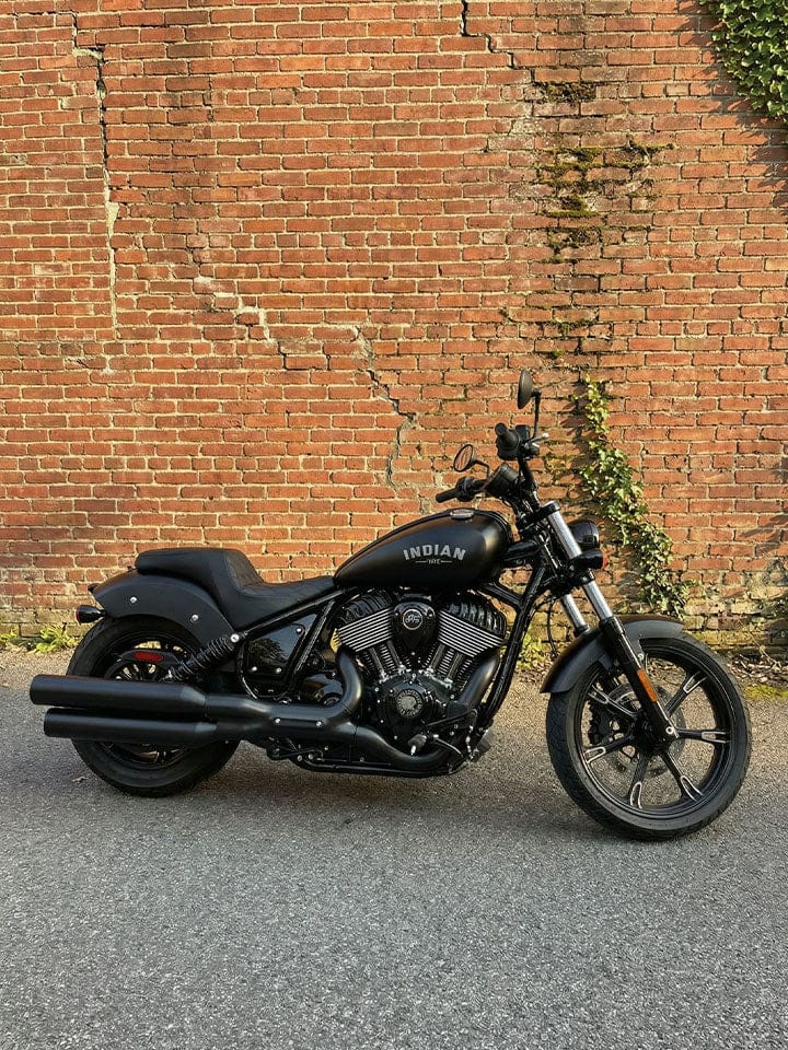 Customer photo review of Iron Born Diamond Stitch Indian Chief Dark Horse 2-Up Seat Black