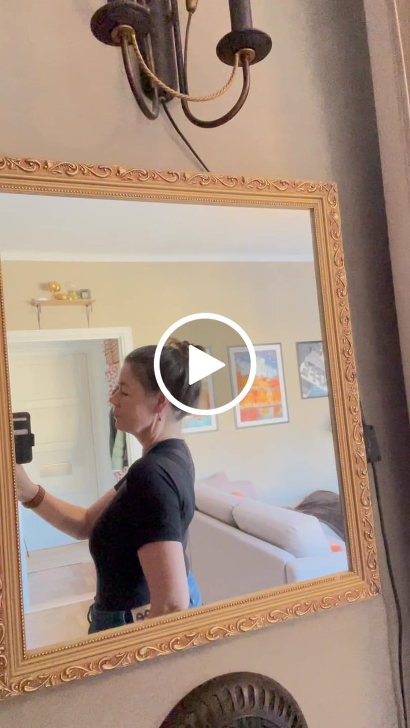 Customer video review of Women's Posture Shirt™ - Svart