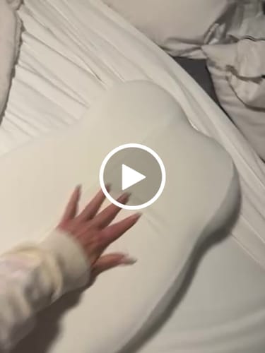 Customer video review of Cloud Cooling Pillow Case