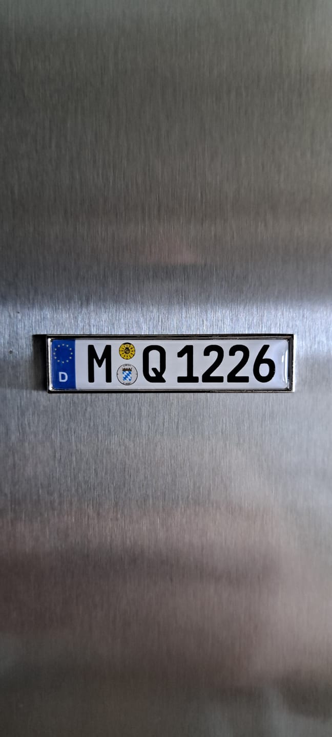 Customer photo review of Kühlschrankmagnet aus Metall - Kennzeichen Deutschland - individuell personalisierbar