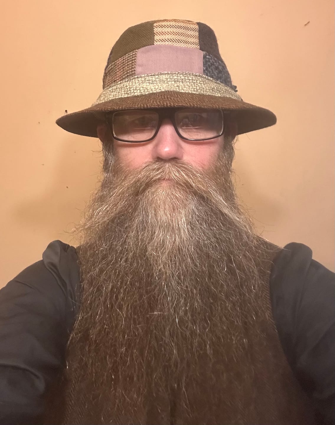 Customer photo review of Walking Hat Patchwork Tweed