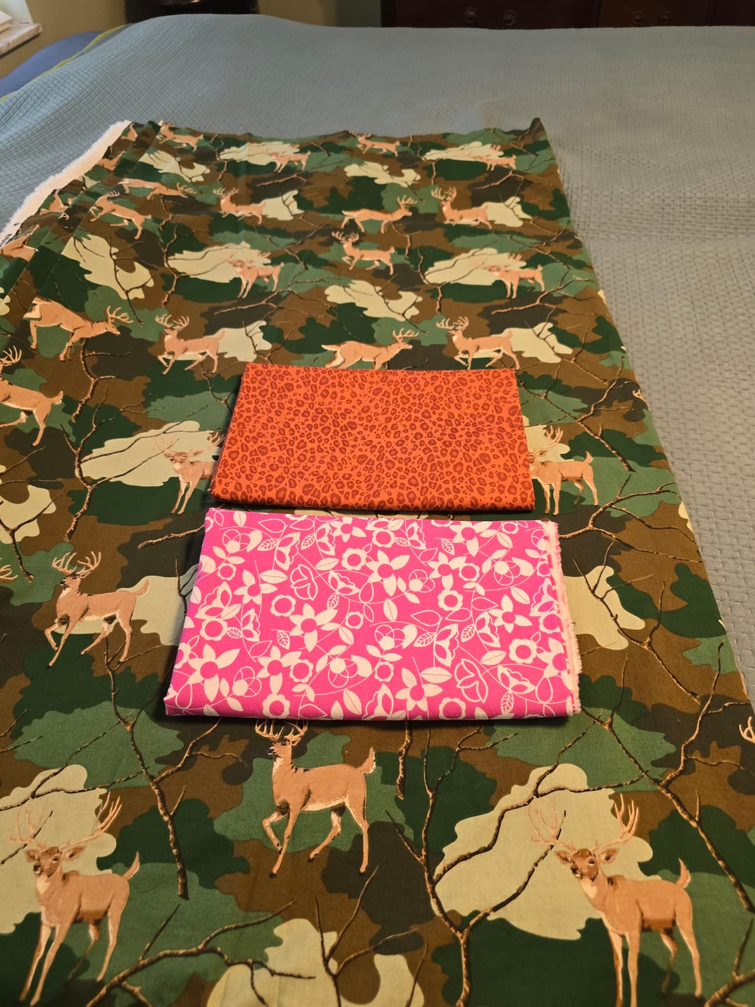 Customer photo review of Mystery 3-yard 108" Fabric Bundle