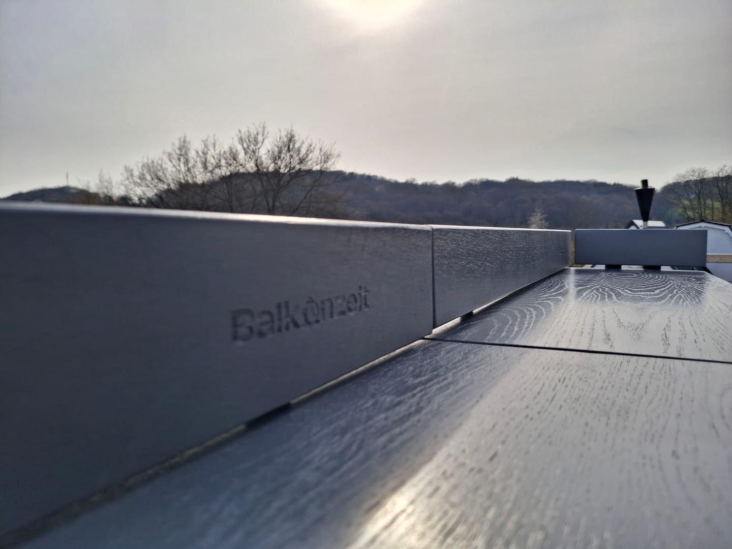 Customer photo review of Balkonzeit Bar aus Massivholz