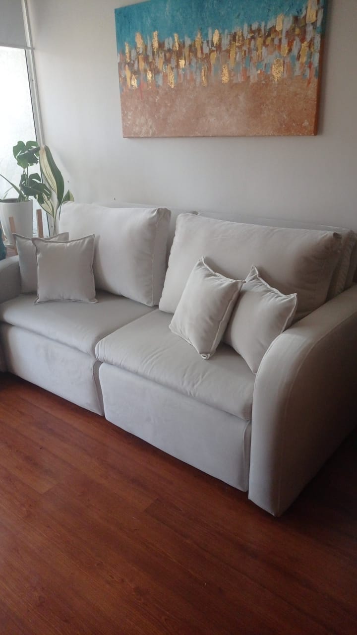 Customer photo review of Sofá cama Toscana
