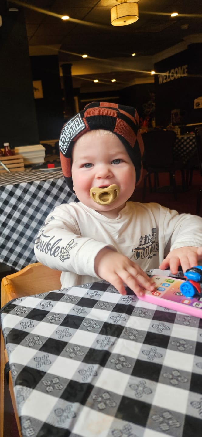 Customer photo review of Beanie in Venice (RESTOCKED)