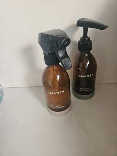 Customer photo review of Detergente multisuperficie "Cotone di Camelia" - Ricarica da 1L