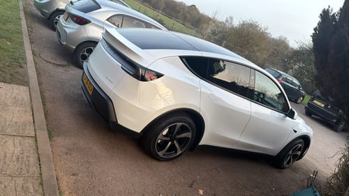 Customer photo review of Brake Caliper Covers (4Pcs) for Tesla Model Y Juniper 2025+