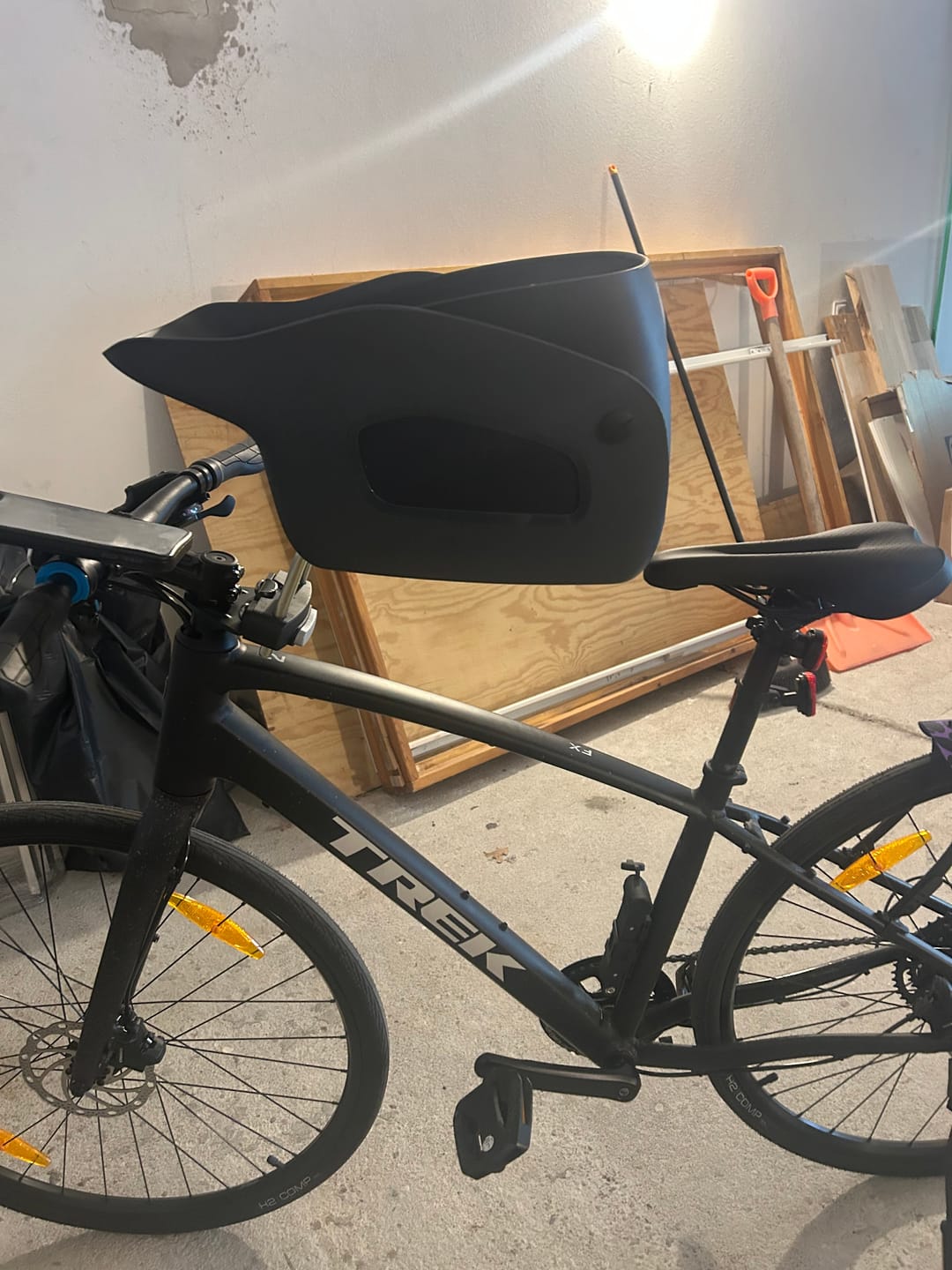 Customer photo review of Kvisp Dog Bike Carrier (Refurbished)