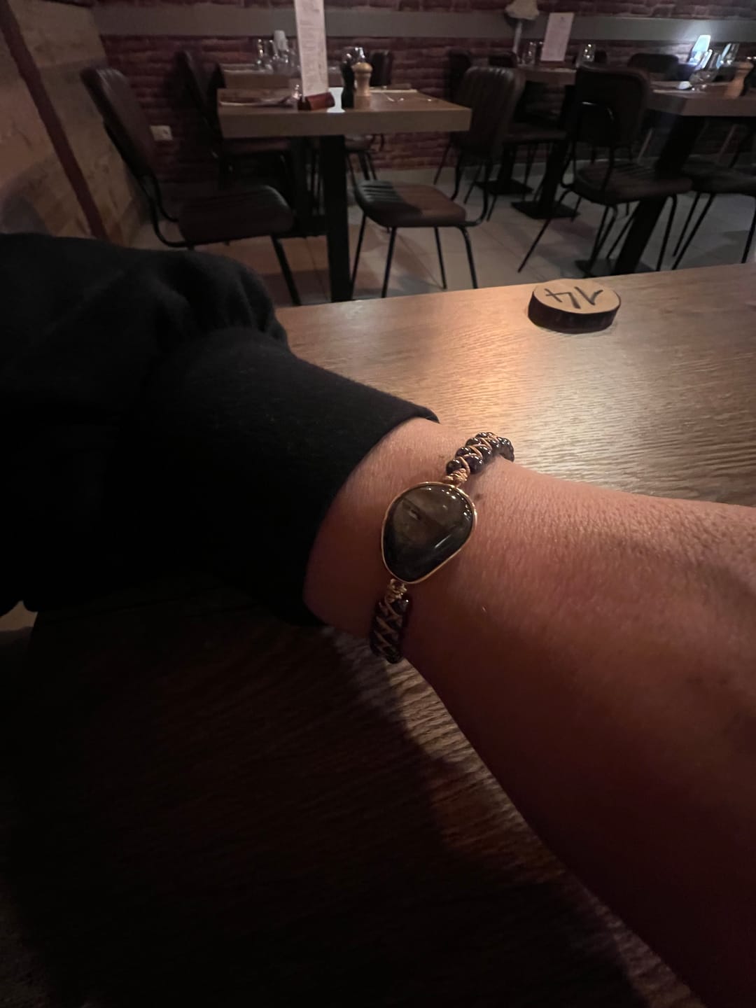 Customer photo review of Bracelet "Oeil Céleste" en Labradorite & Hématite