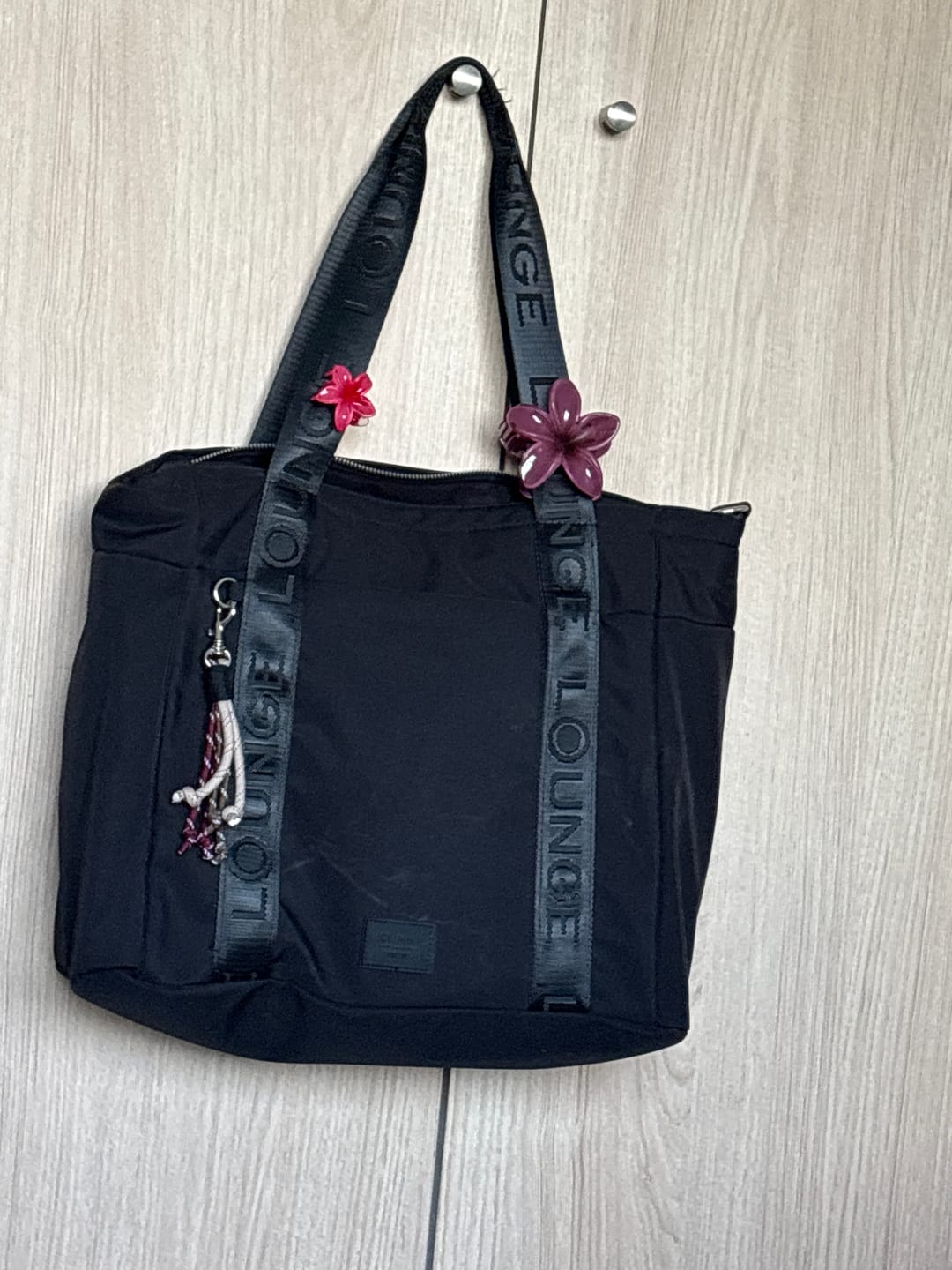 Customer photo review of Bolso Nylon Llavero Street