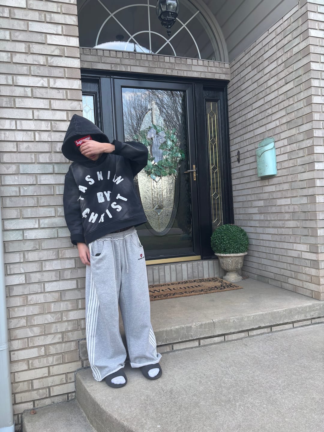 Customer photo review of Aelfric Eden Double Waist Baggy Sweatpants
