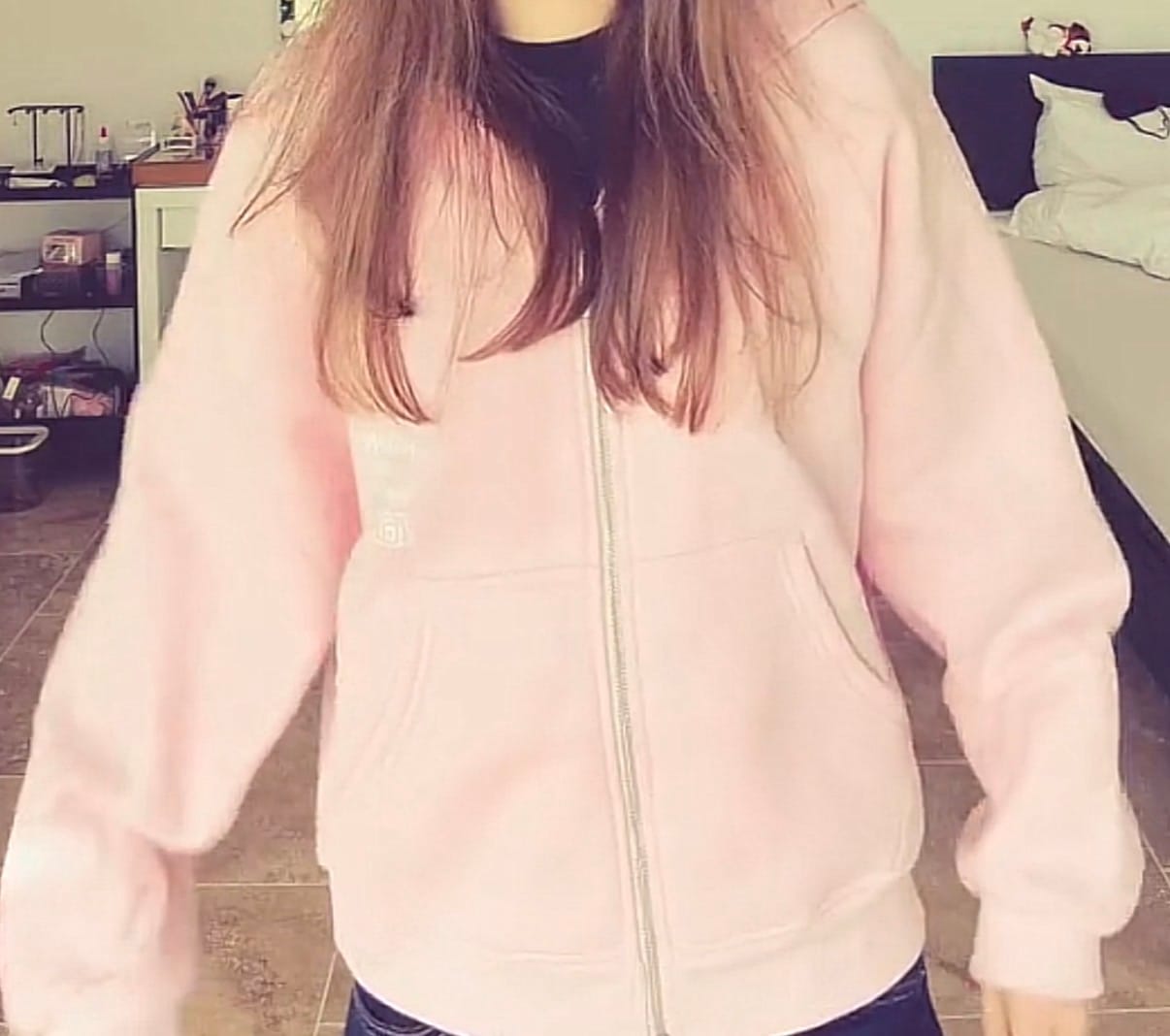 Customer photo review of LABEL ZIP HOODIE LIGHT PINK