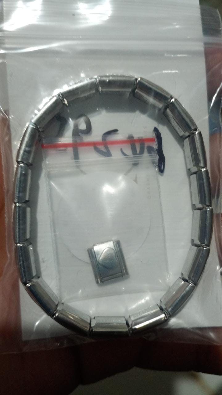 Customer photo review of Pulsera Estrellas Italiana para Charms