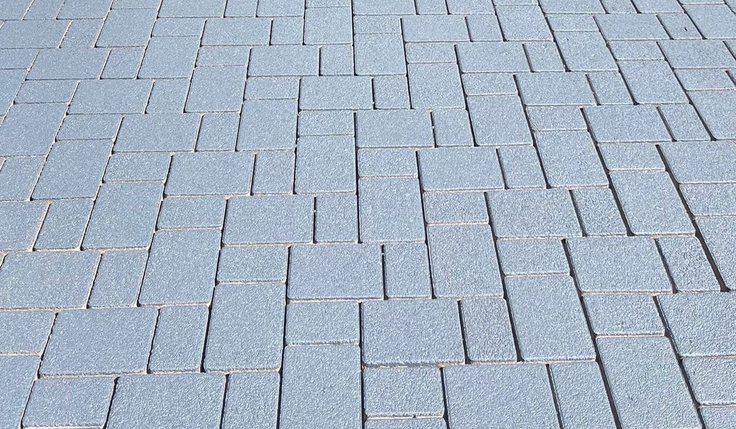 Customer photo review of zerogreen® Steinfarbe | Beton- & Pflastersteinfarbe außen | 5L