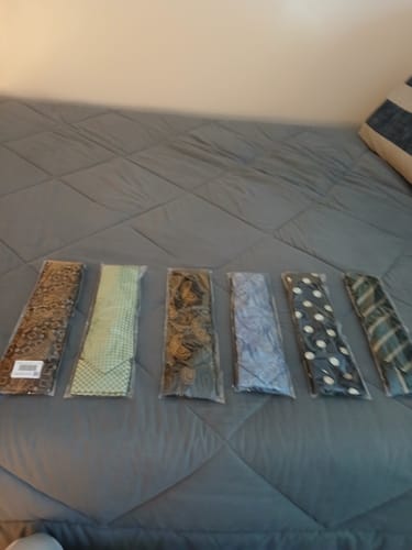 Customer photo review of Ties2you Gold Paisley Tie for Men Party Necktie Pocket Square Cufflinks Set