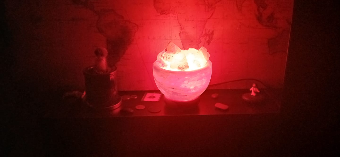 Customer photo review of Fire Bowl Himalayan Salt Lamp