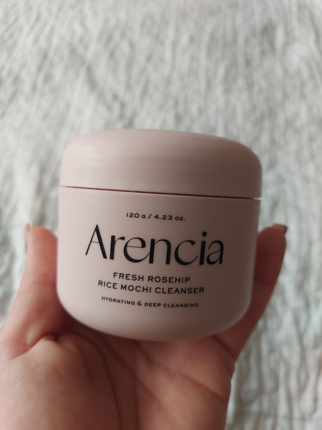 Customer photo review of Sejas ādu attīrošs līdzeklis ar mežrozīšu un kumelīšu ekstraktiem Arencia Fresh Rosehip Rice Mochi Cleanser