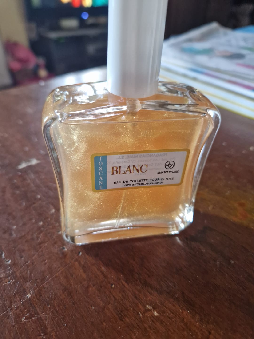 Customer photo review of SUNSET WORLD® "BIANCO LATTE" GLITTERATO GOLD/SILVER PROFUMO DONNA 100ML