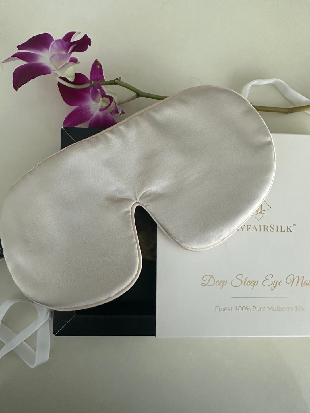 Customer photo review of Champagne Silk Eye Mask