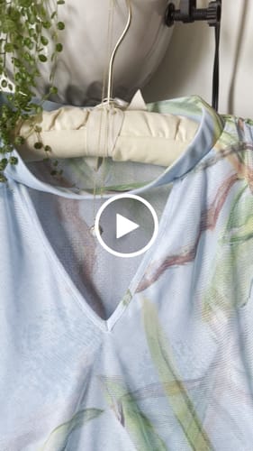 Customer video review of Vintage 14k Yellow Gold 1.12ct Opal Diamond Sparkling Oval Halo Pendant