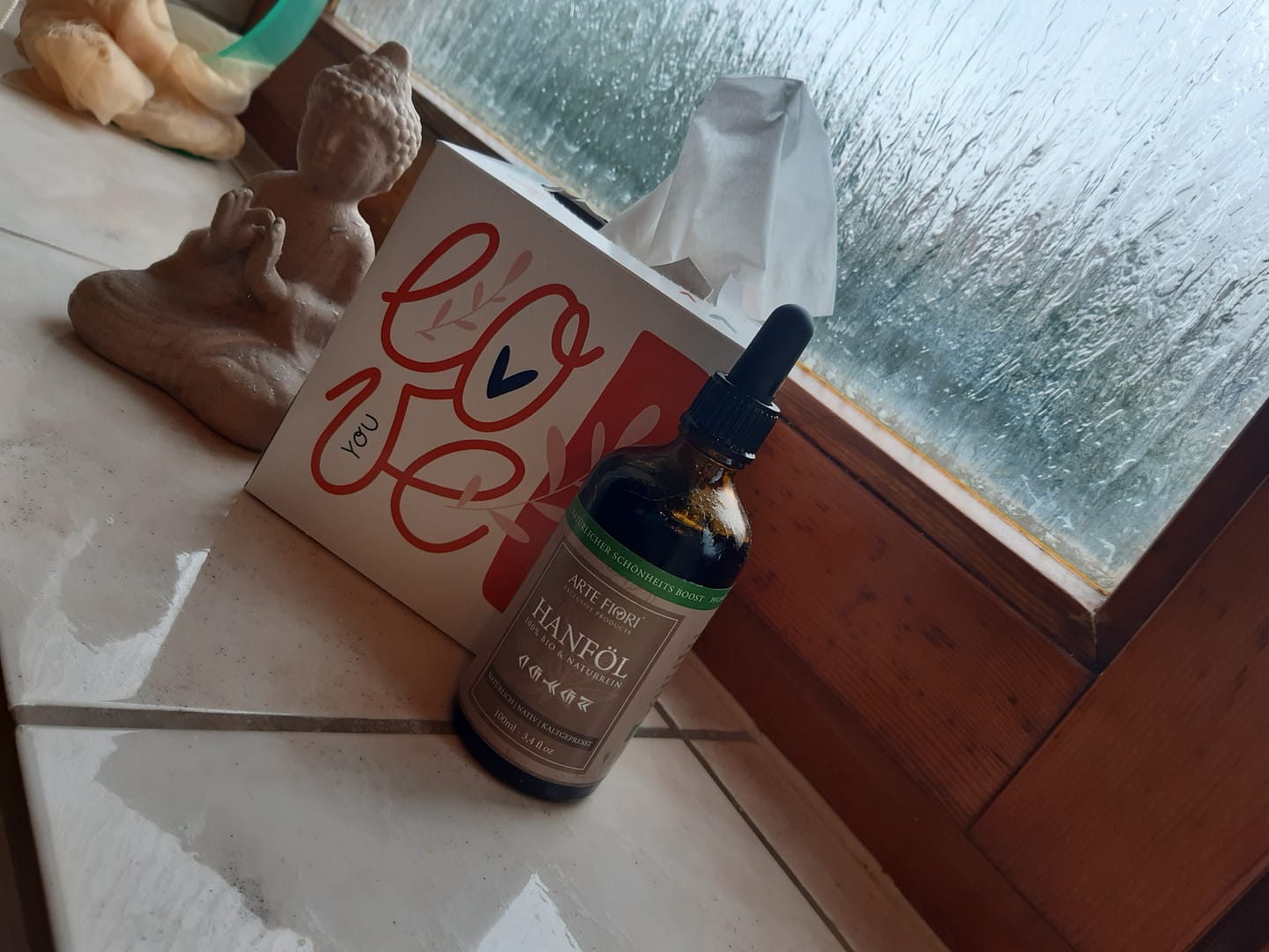 Customer photo review of ARTE FIORI Bio Hanföl Gesicht kaltgepresst Vitamin E Retinol Öl 100ml