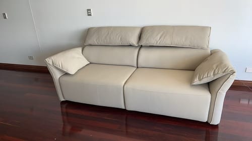 Customer photo review of Opulence 2.3M 2.5 Seat Electric Recliner Sofa Bed - Leather