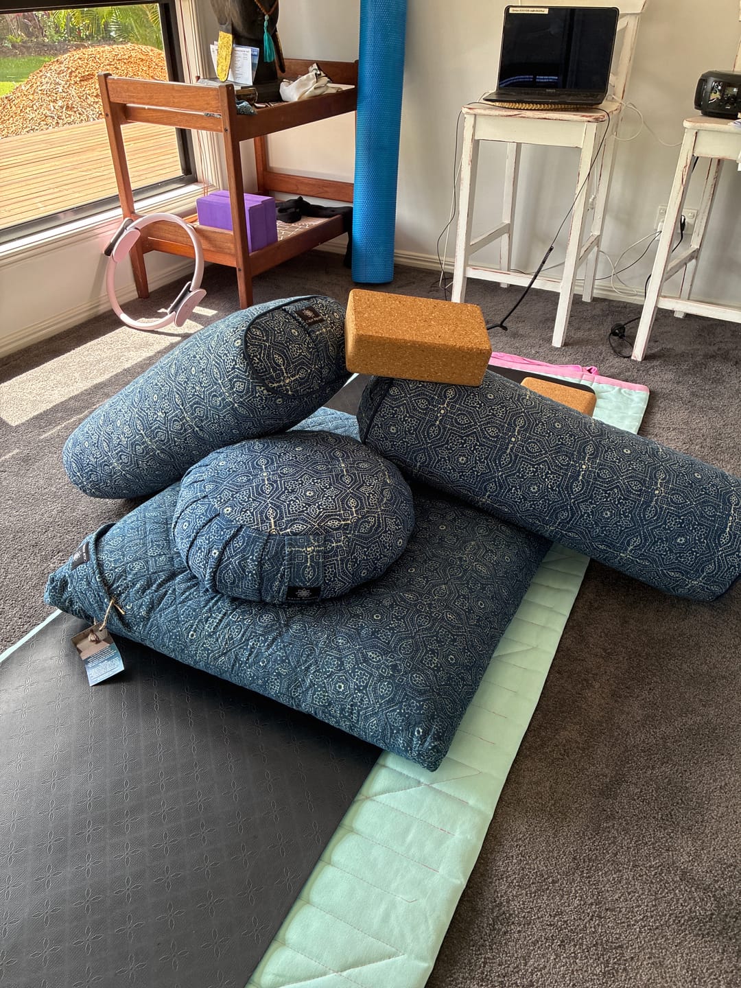 Customer photo review of Indigo Star (Water)- Rustic Meditation Cushion Zabuton