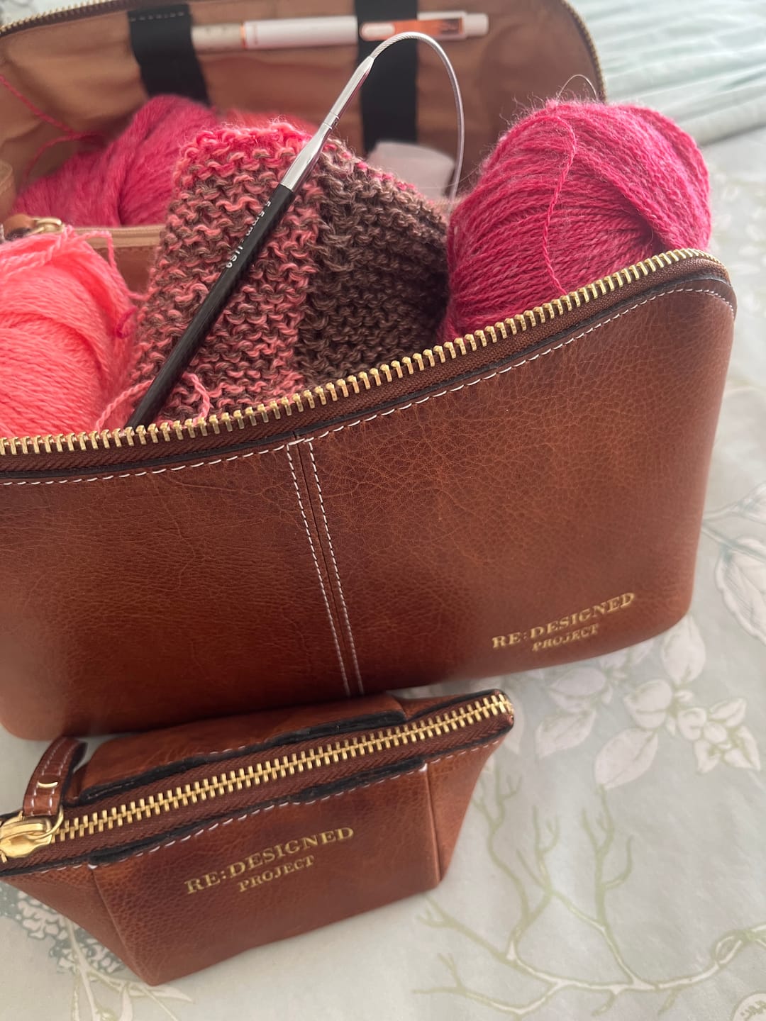Customer photo review of Project 35  Estuche de Cuero Triangular Para Accesorios (Elegir Color)