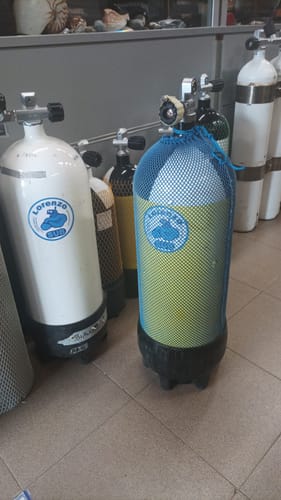 Customer photo review of Sticker Vinile Classico