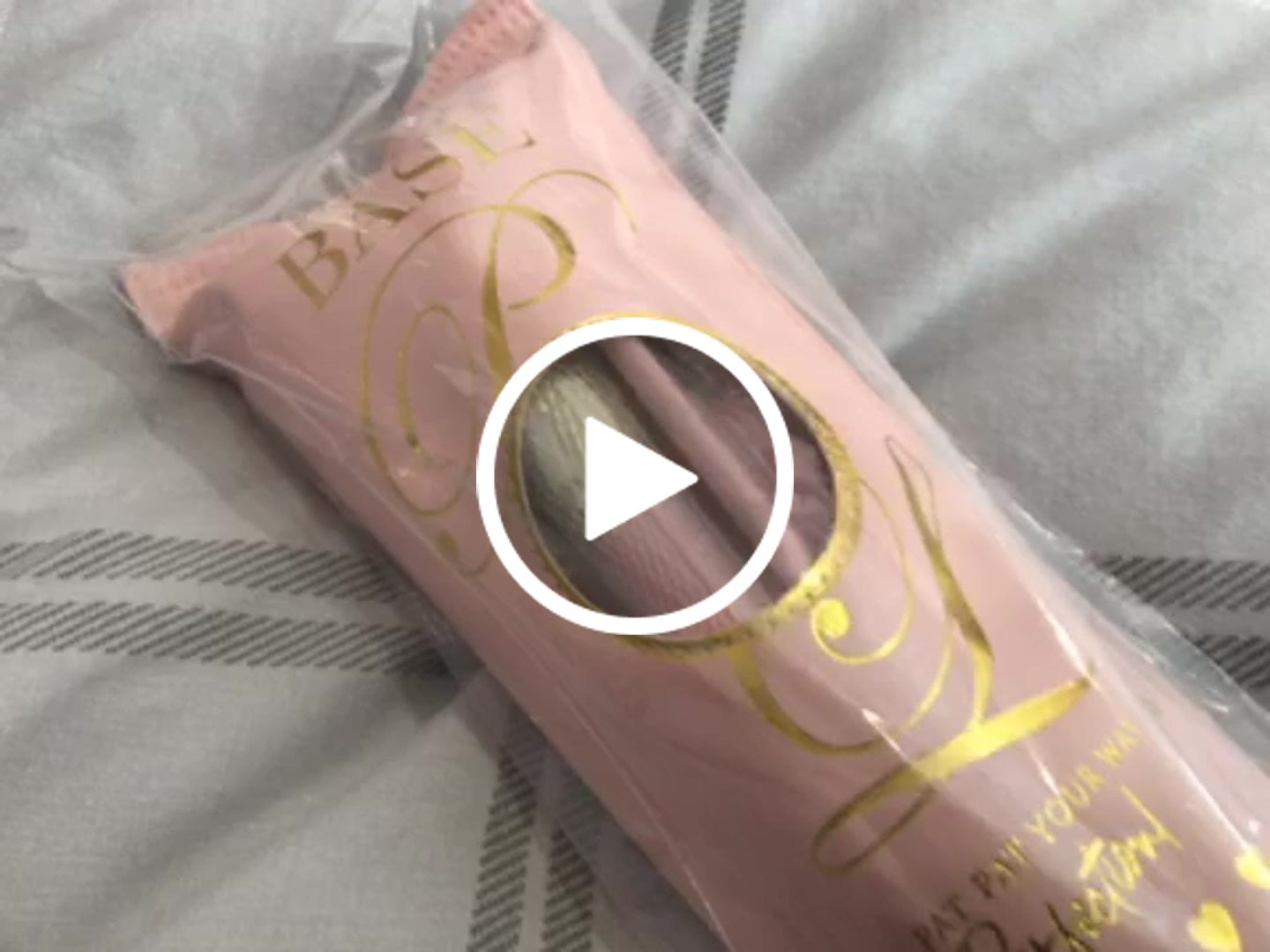 Customer video review of P.Louise Base Makeup Bag Brush Set