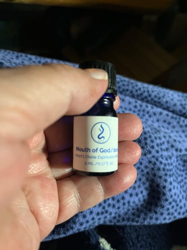 Customer photo review of Mouth of God/dess: Heart’s Divine Expression Blend (5 mL)