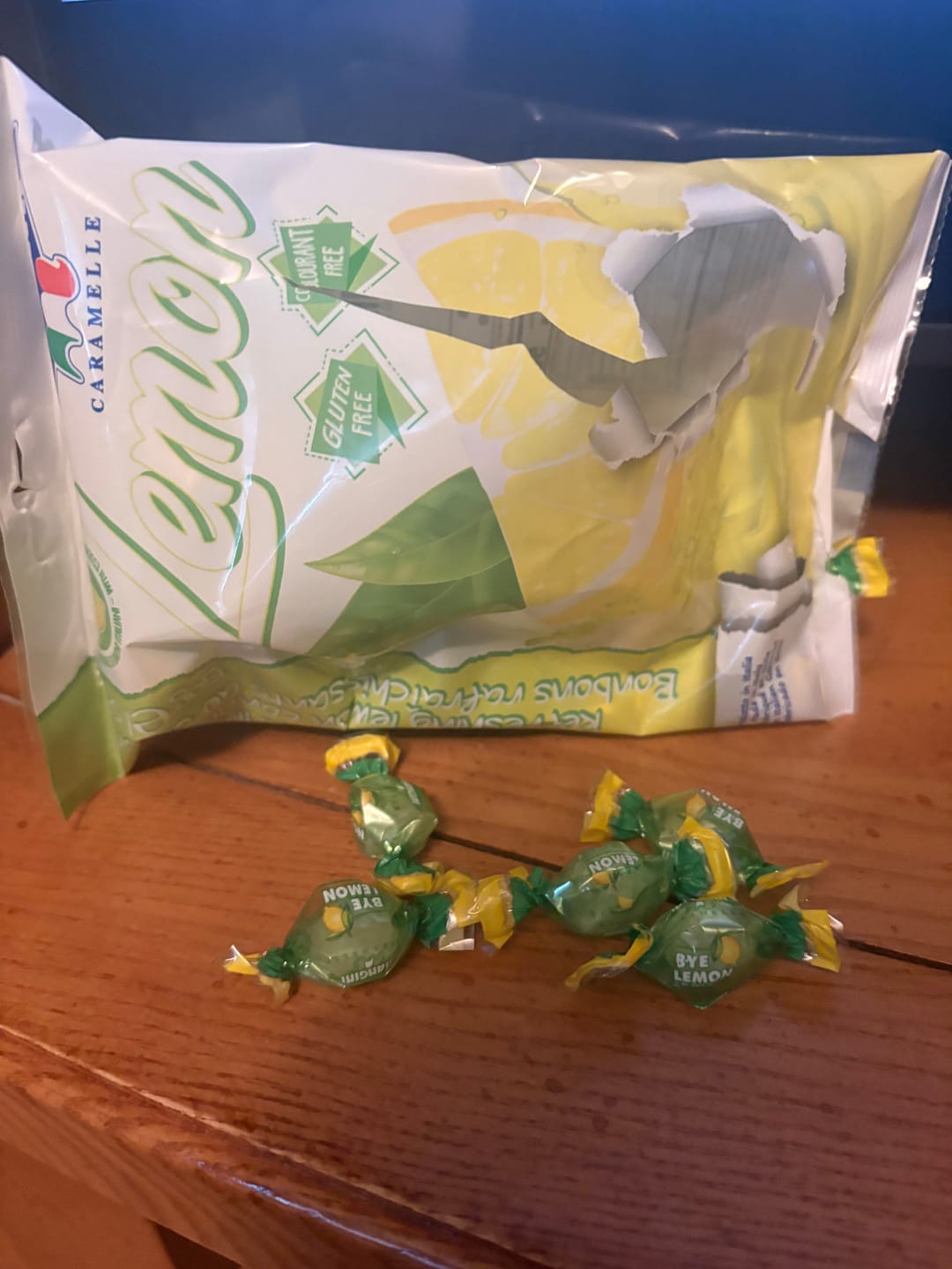 Customer photo review of Lemon Candies by Mangini, 5.3 oz (150 g)