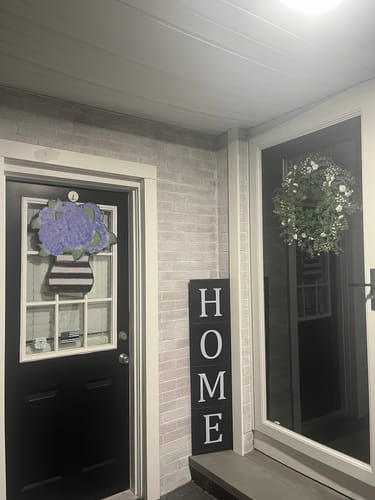 Customer photo review of Spring Hydrangea Vase Door Hanger