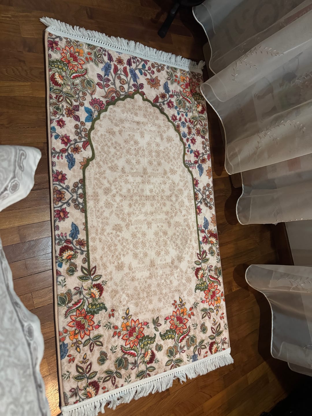 Customer photo review of Barakah Padded Prayer Mat