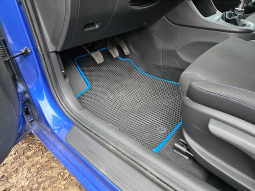 Customer photo review of Auto Fußmatten nach Maß - Komplettset